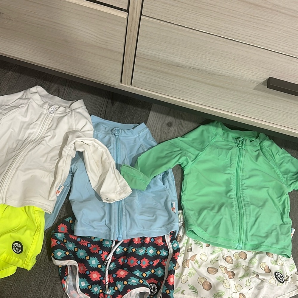 Swim Zip long sleeve rash guard 18-24 Months